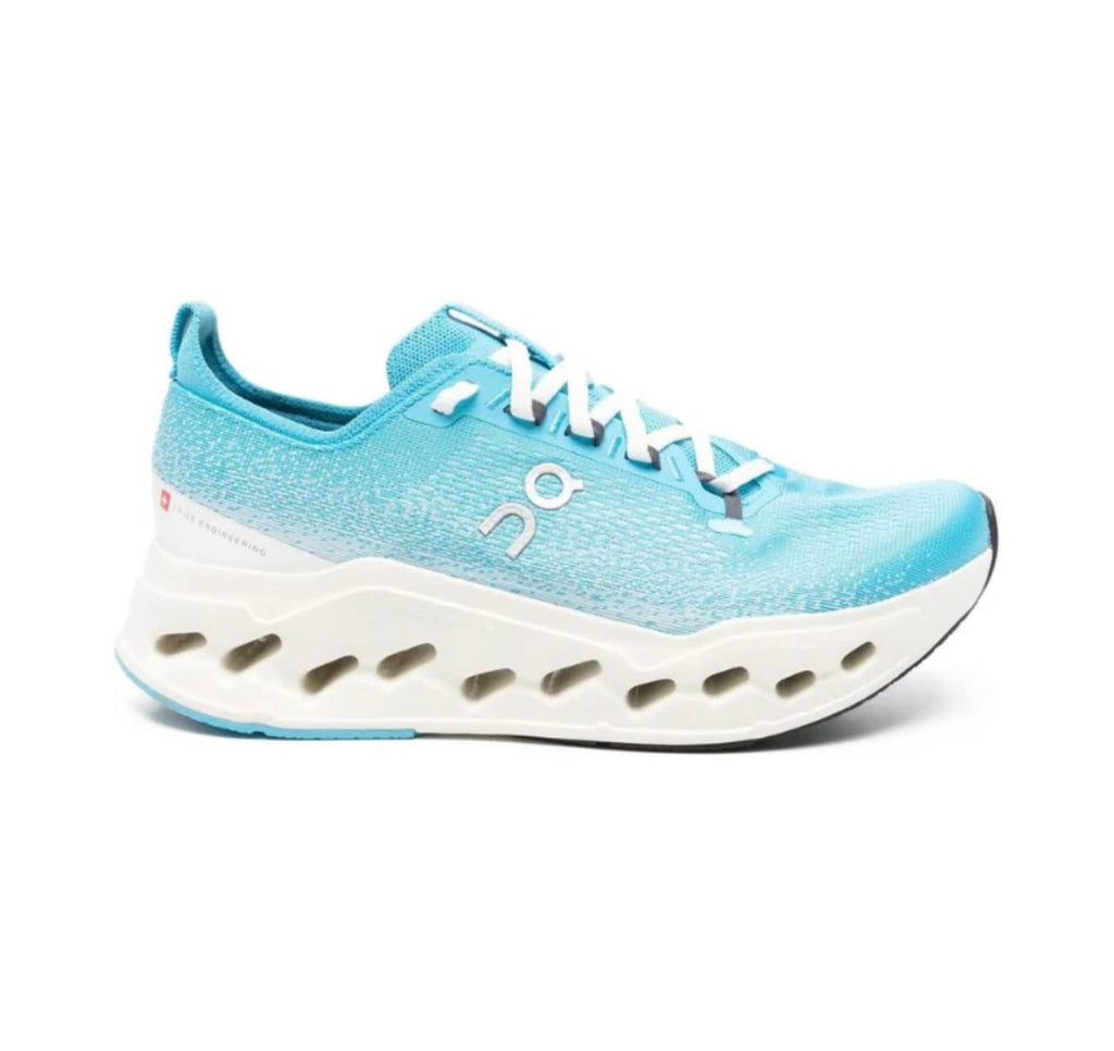 On Running Cloudsurfer Max sneakers