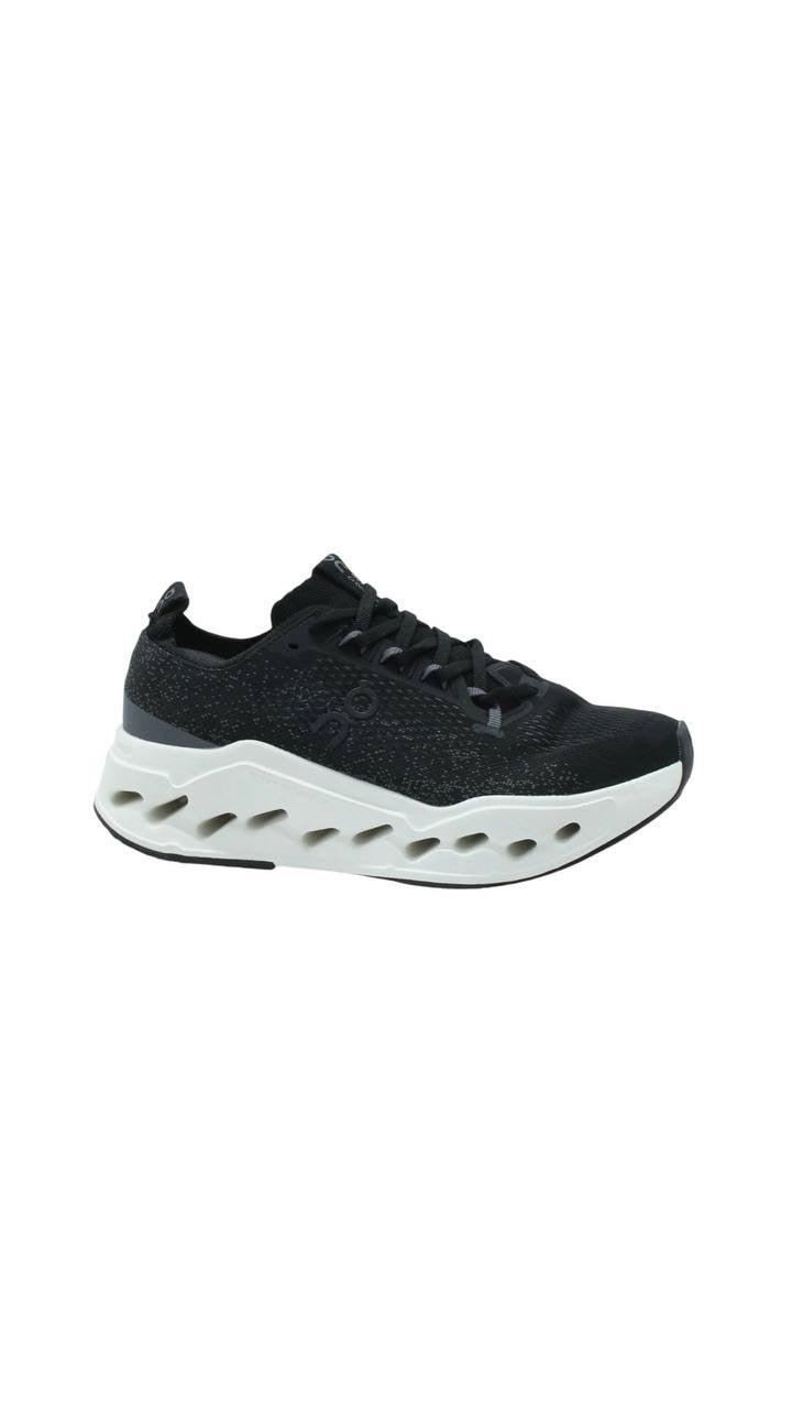 On Running Cloudsurfer Max sneakers