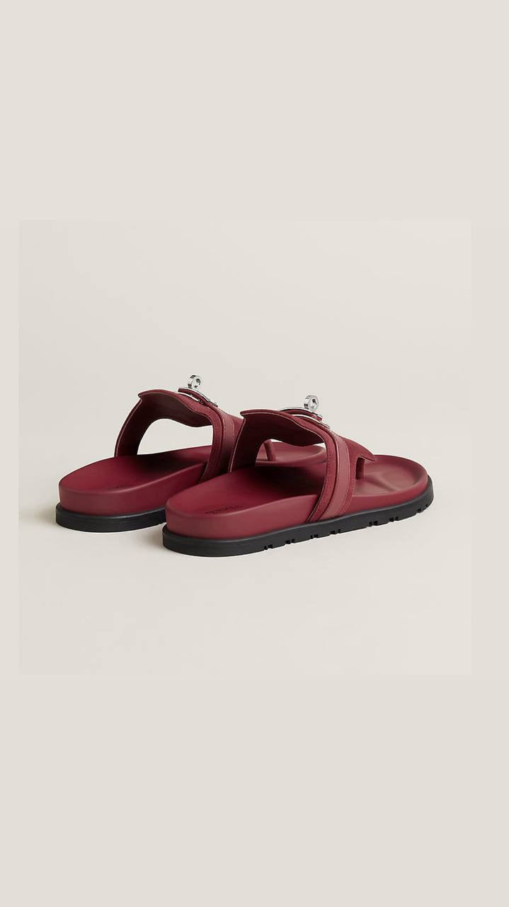Hermès Empire thong sandals crafted in red suede
