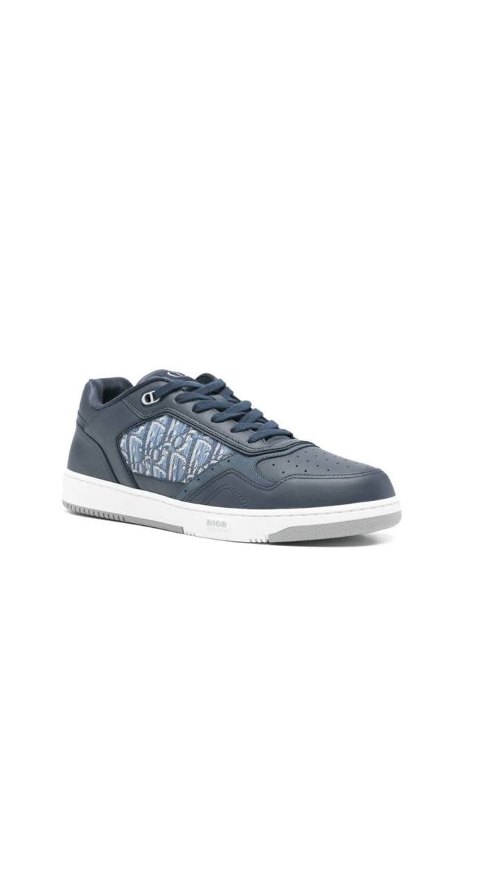 B27 Uptown Sneakers